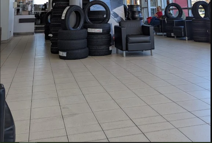 car dealership cleaning before longueuil