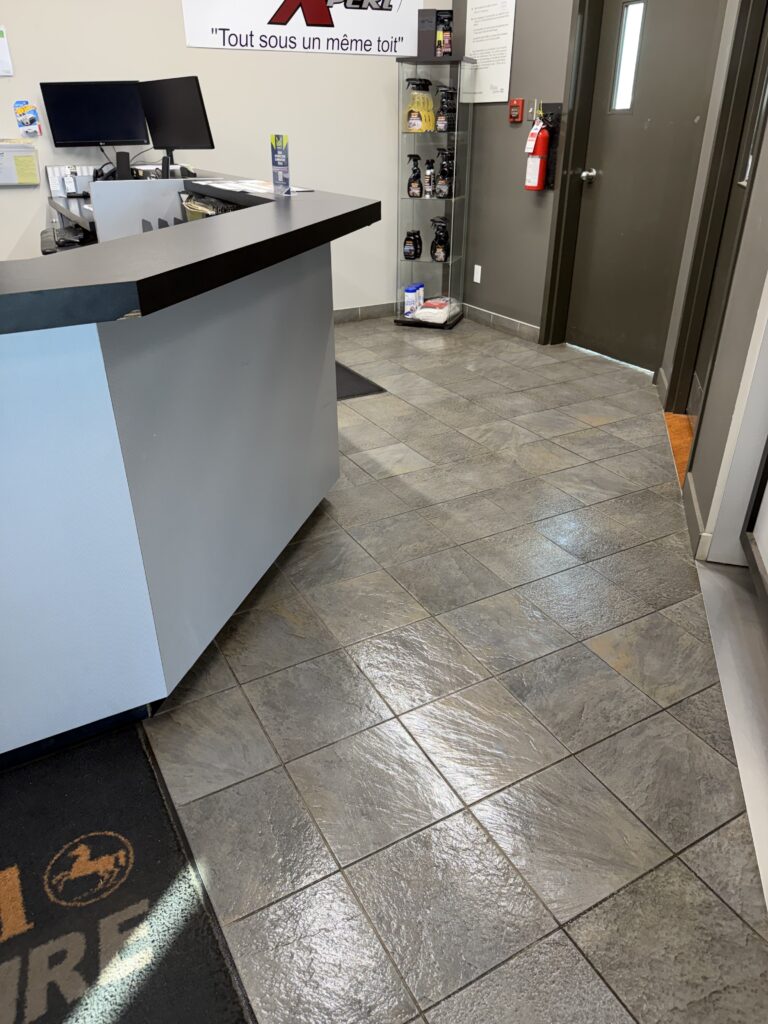 mazda longueuil bureau cleaning